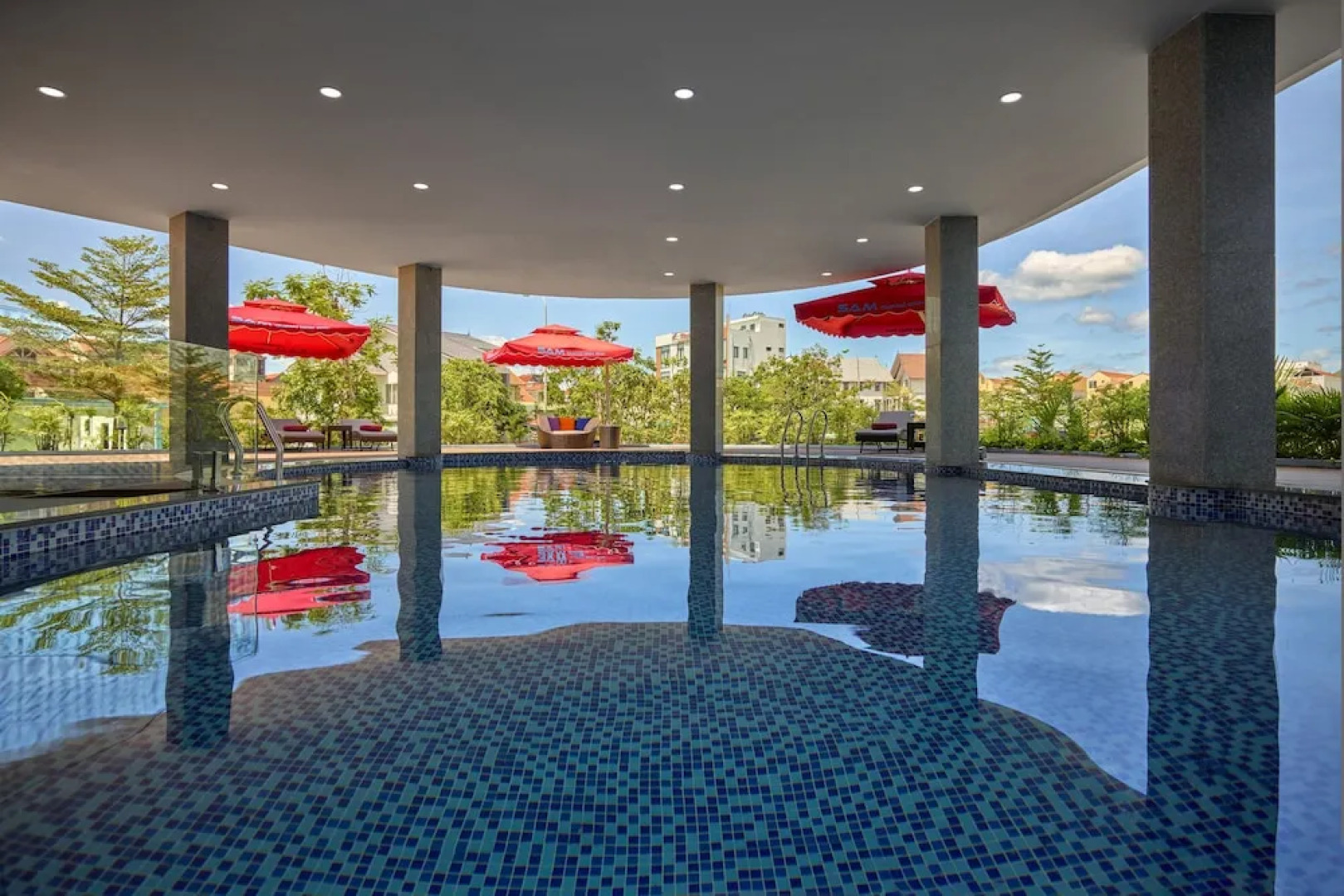 SAM Quang Binh Hotel