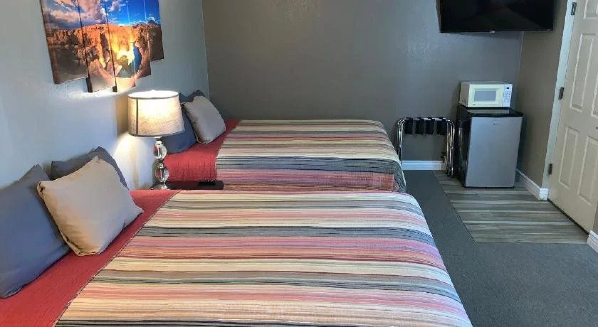 LuLus Sleep Ezze Motel