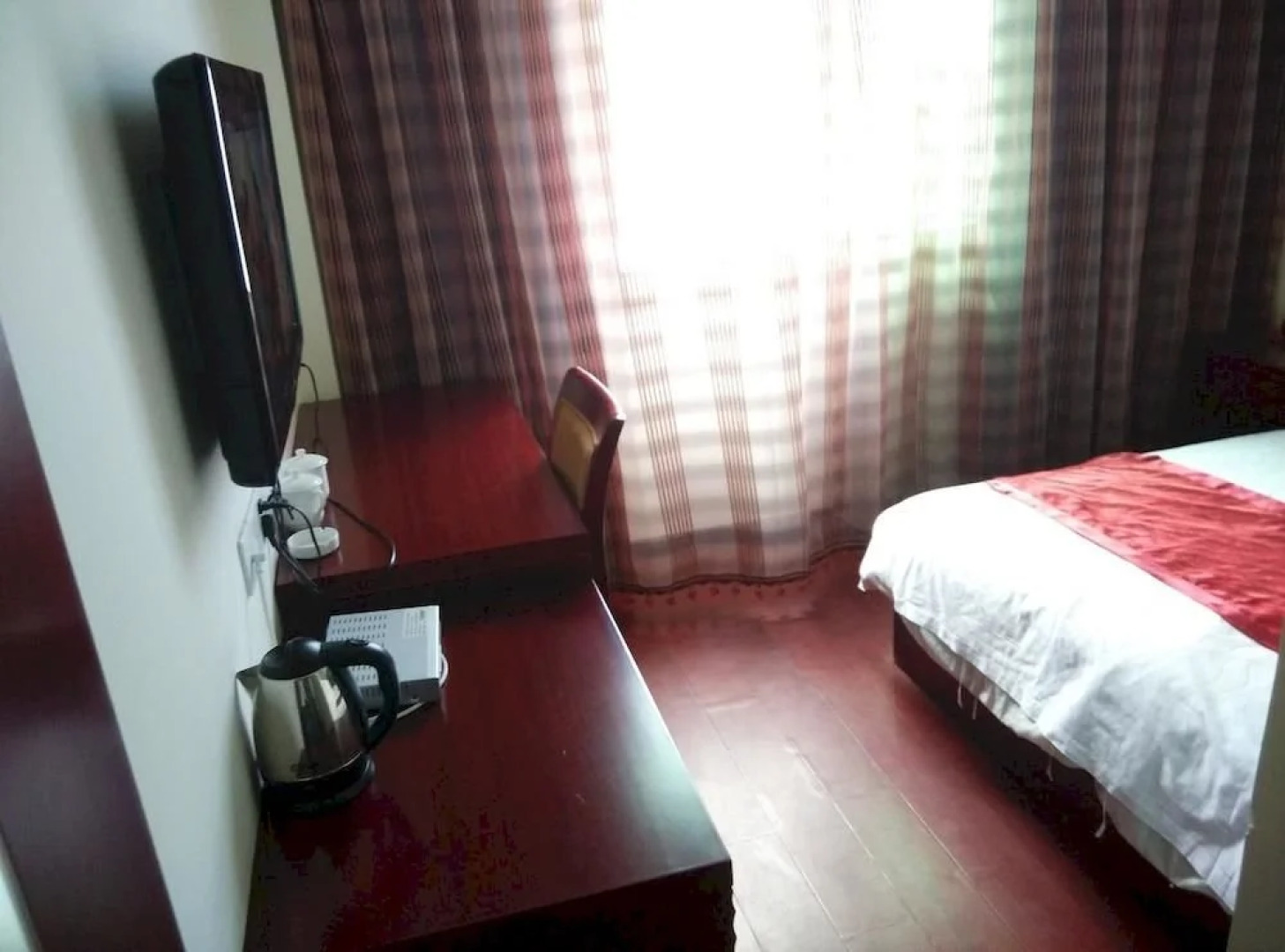 Yuquan Business Hotel