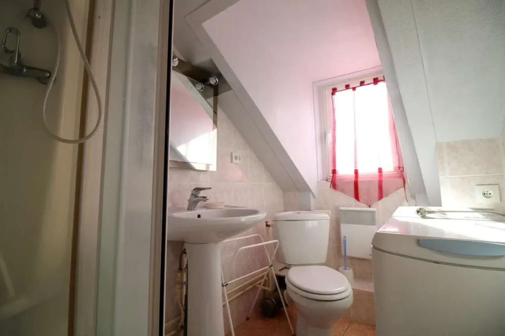 House With 3 Bedrooms in Saint-quay-portrieux, With Wonderful sea View and Furnished Terrace