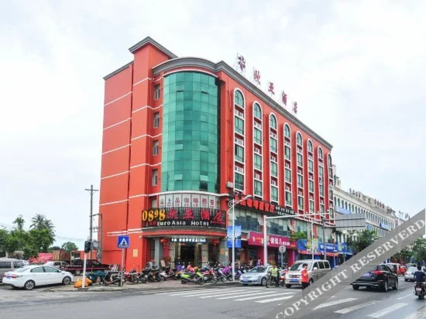 Eurasian Zhixiang Hotel (Lingshui Station Haiyun Square)