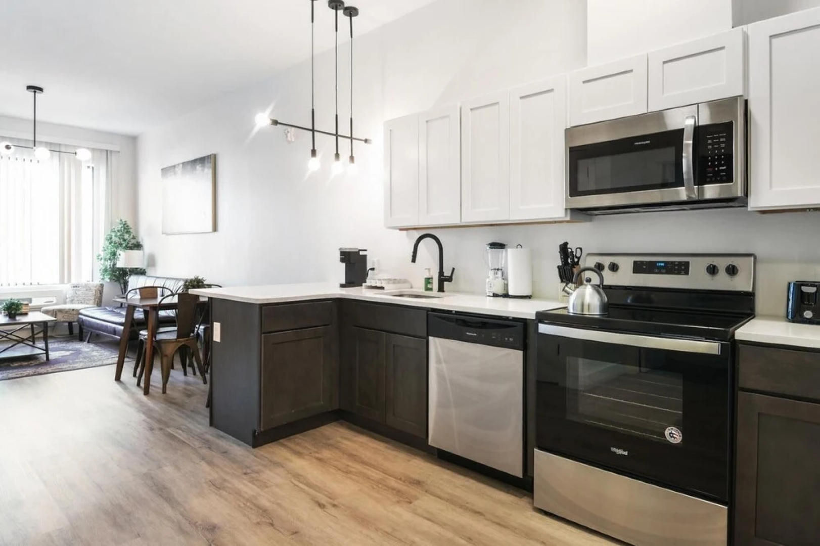 Luxury 1BR 30 Mins to Manhattan Evonify