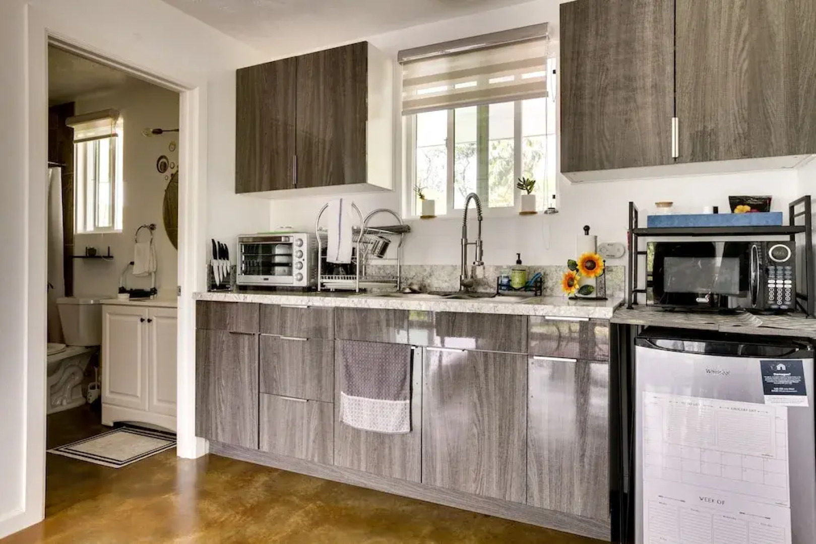 Cozy Keaau Vacation Rental - 1 Mi to Ocean!