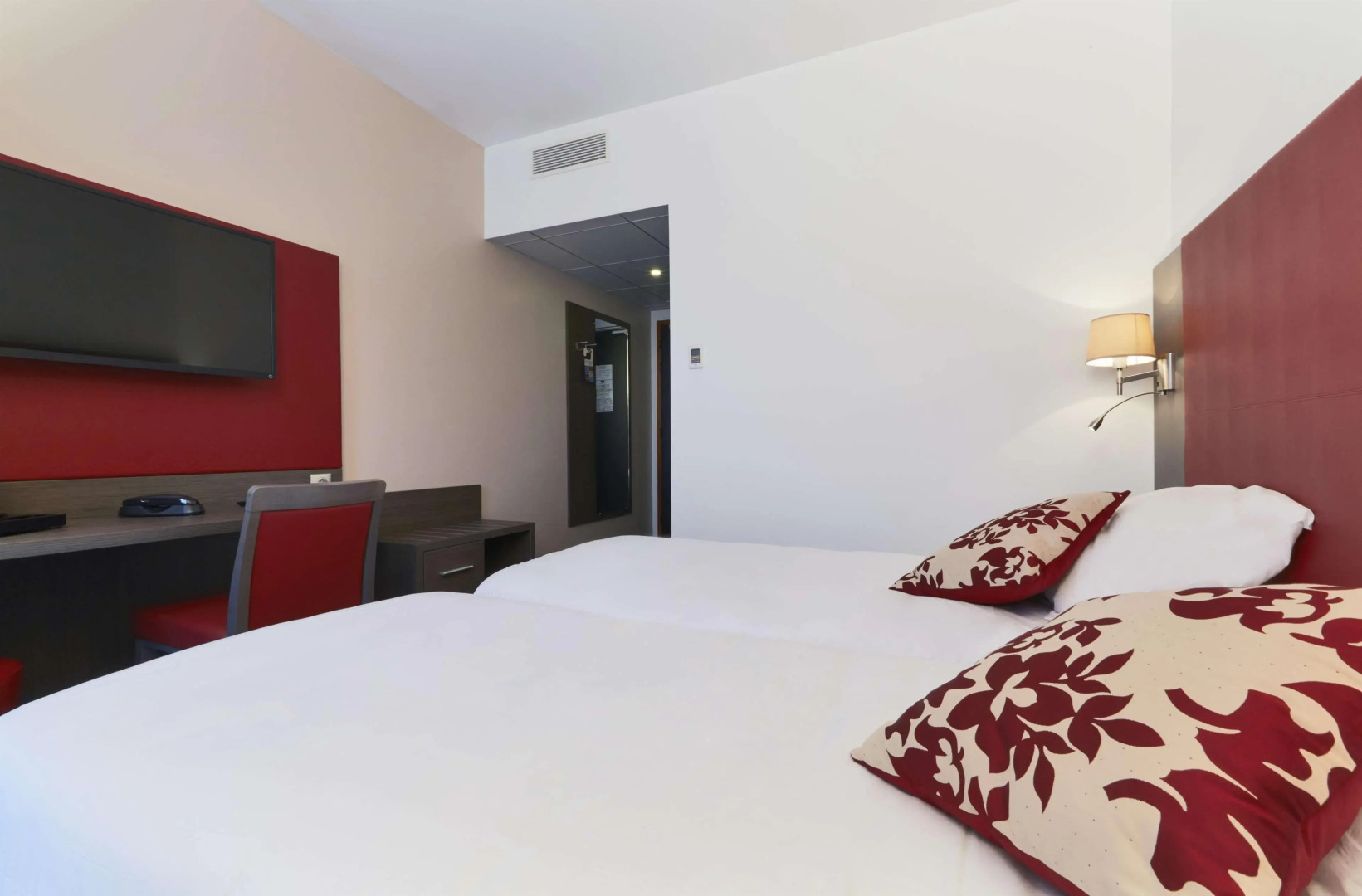 Hôtel Kyriad Saint Quentin en Yvelines - Montigny