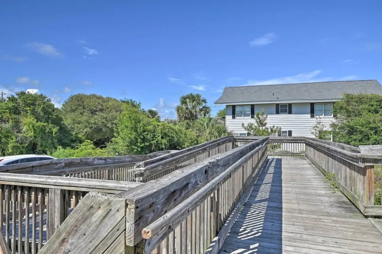 Pawleys Island Condo Retreat w/ Beach Access!