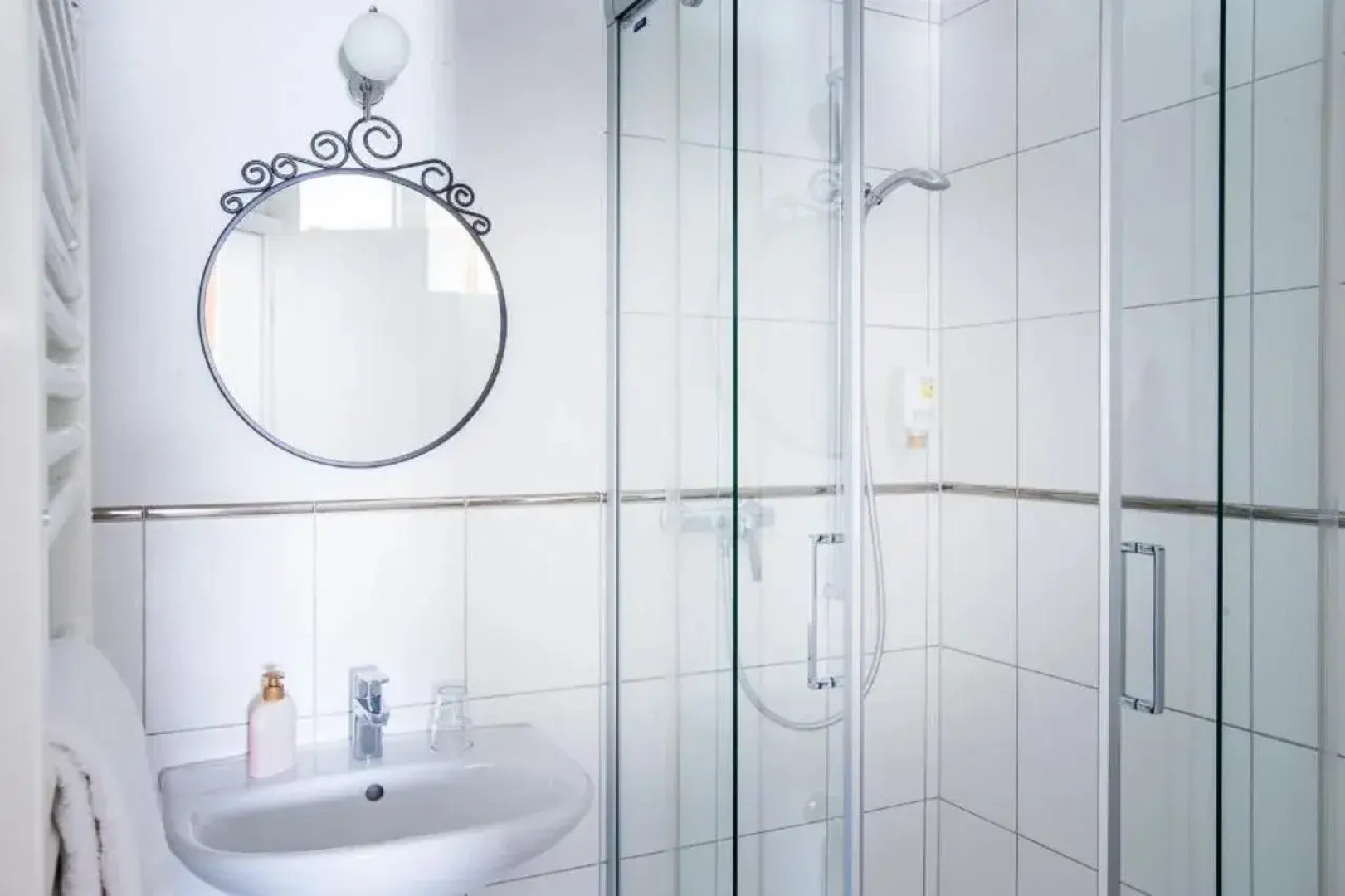 Carlton Europe Hotel