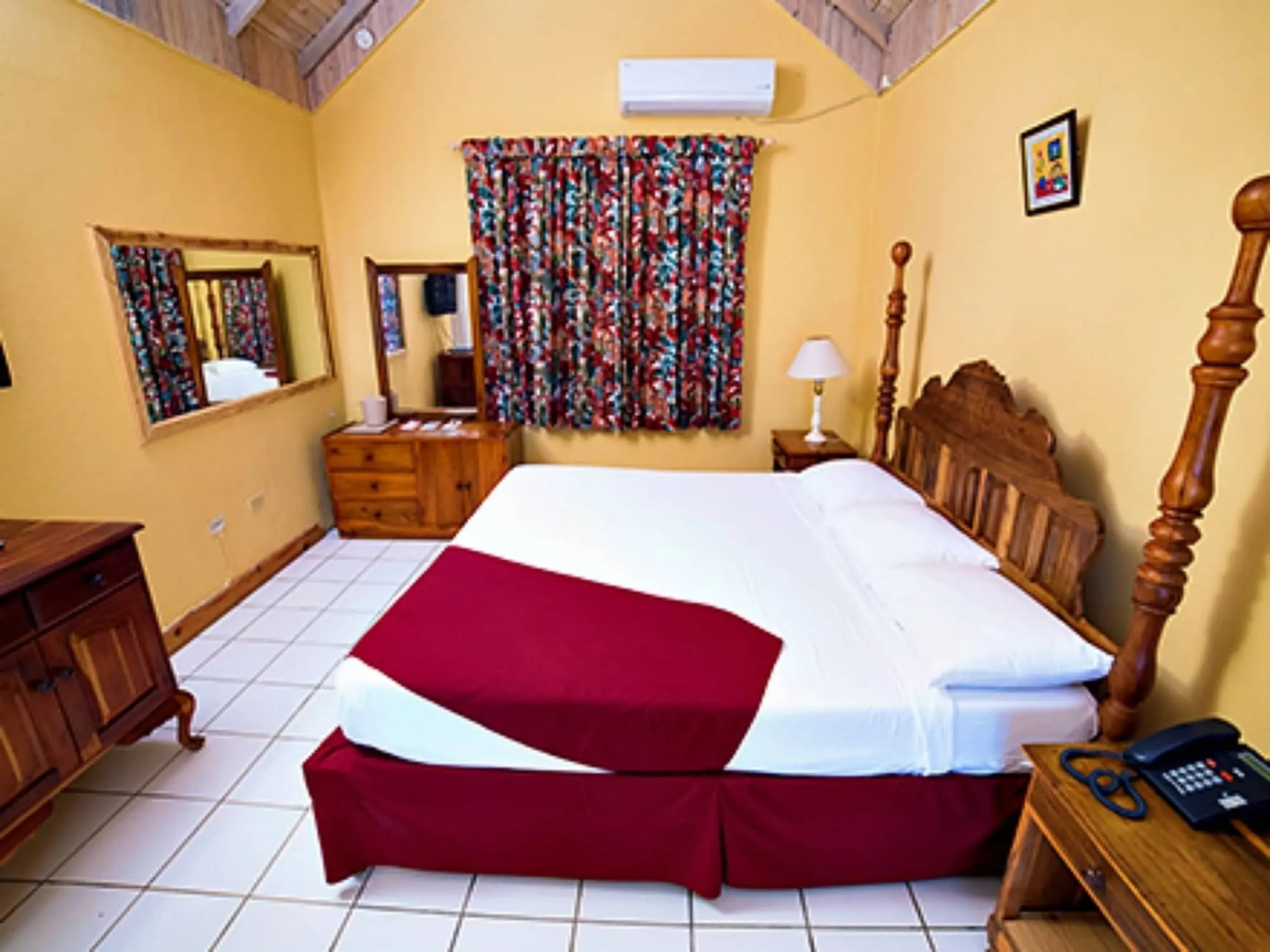 Treasure Beach Hotel