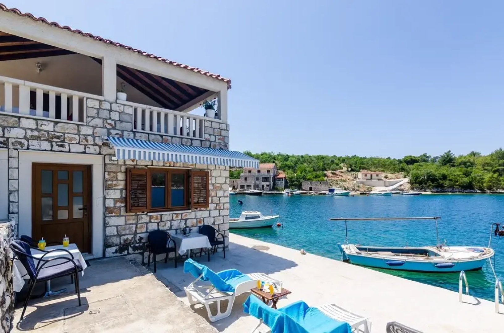 Apartments Melany