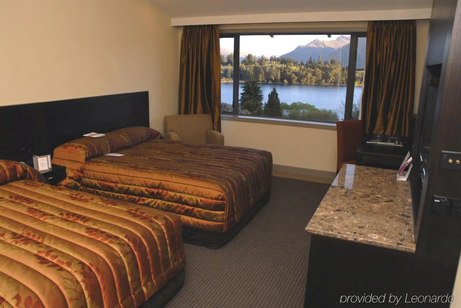 Copthorne Hotel and Resort Queenstown Lakefront