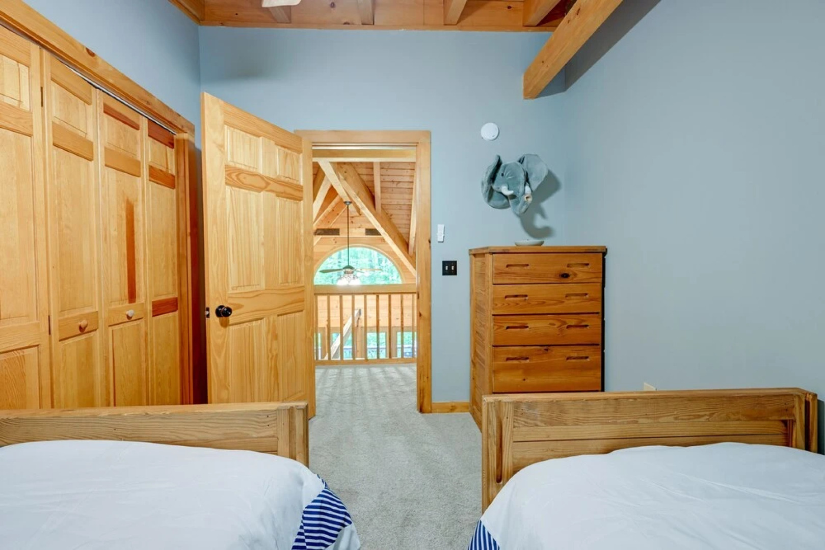 Scenic Blue Ridge Cabin Rental w/ Resort Amenities