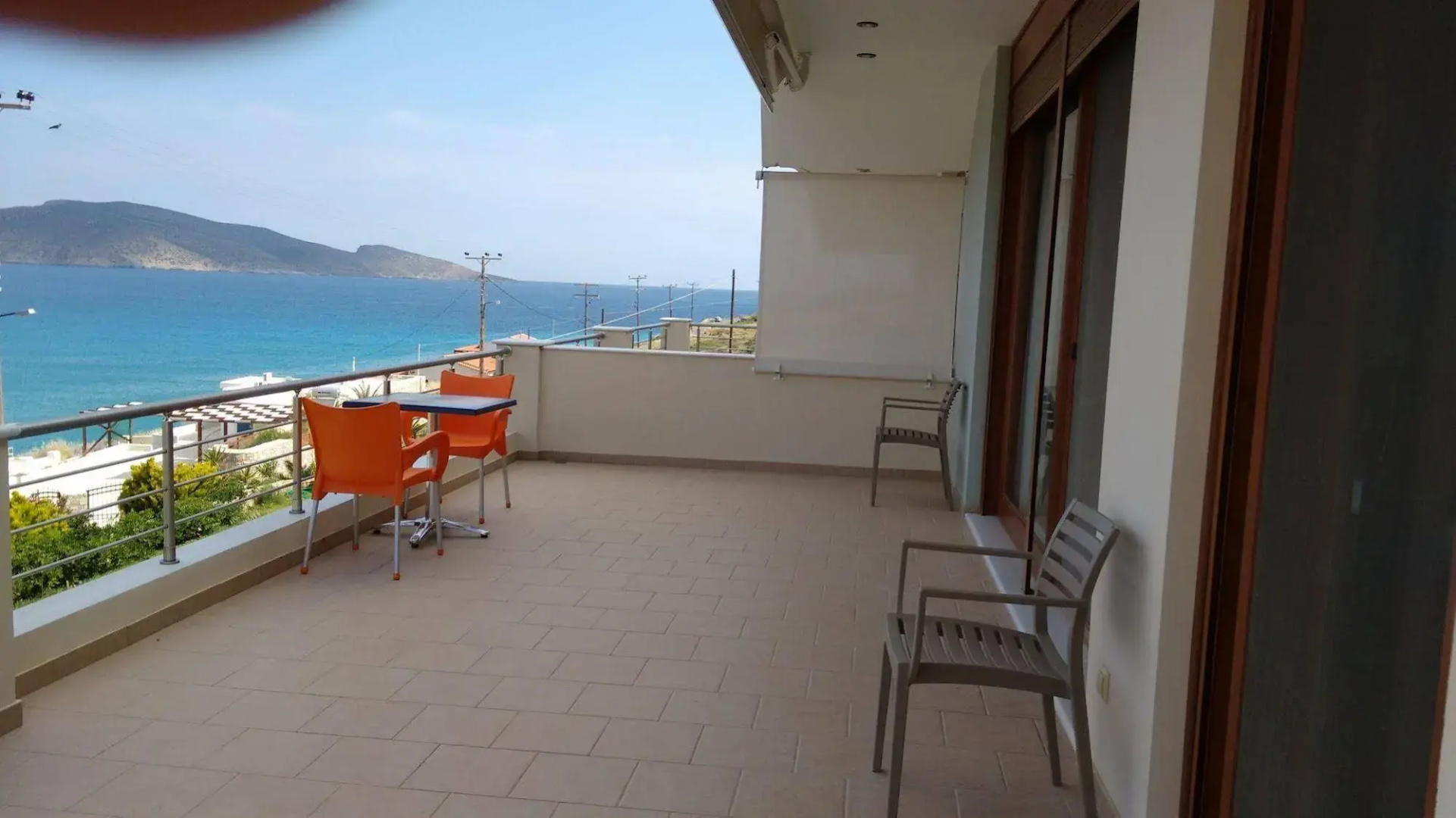 Tholos Bay Suites