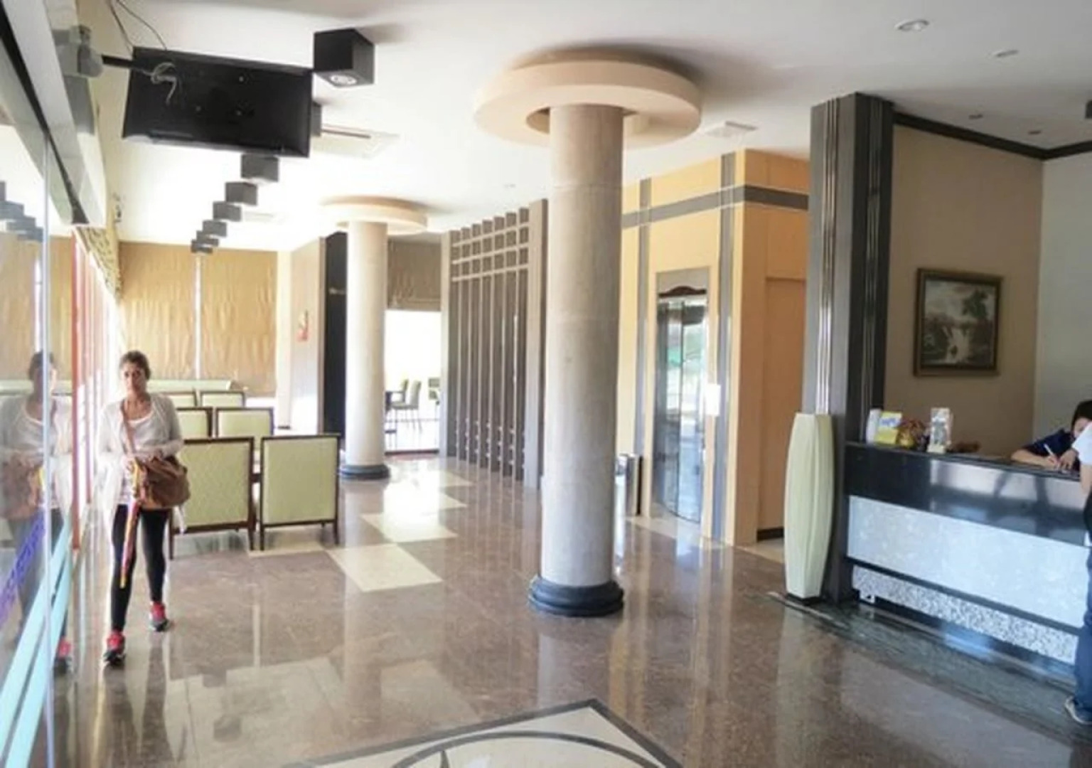 Hotel Zayar Htet San