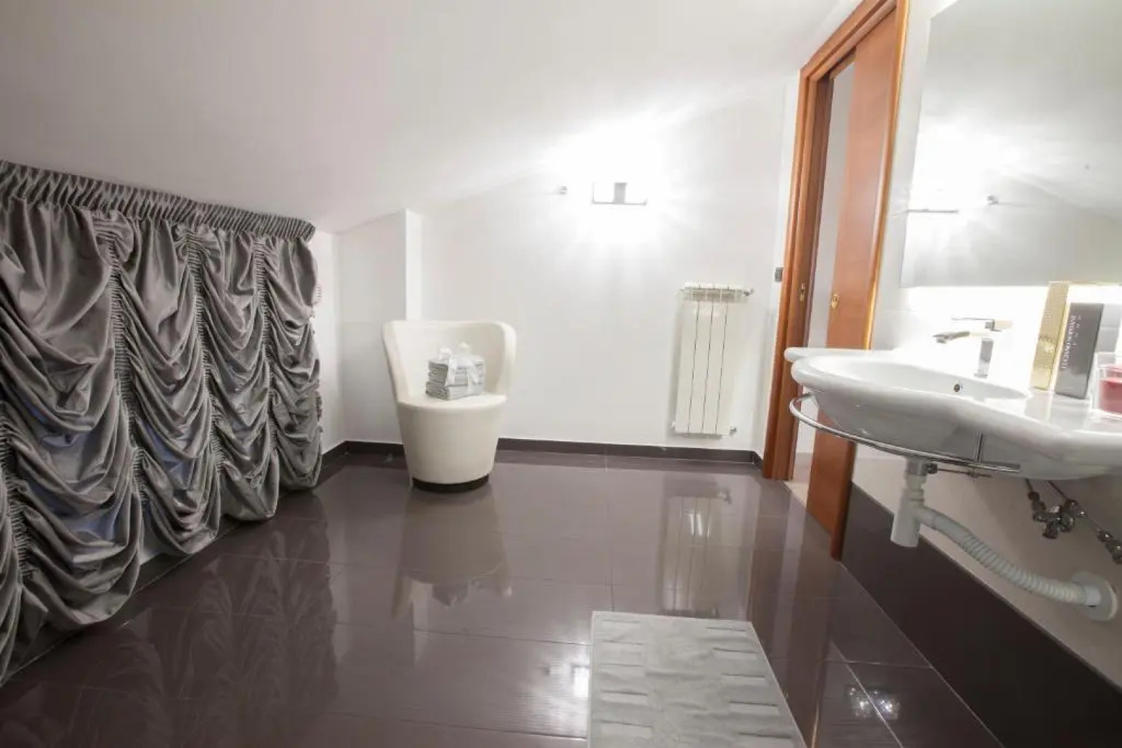 Amira Luxury Apartment