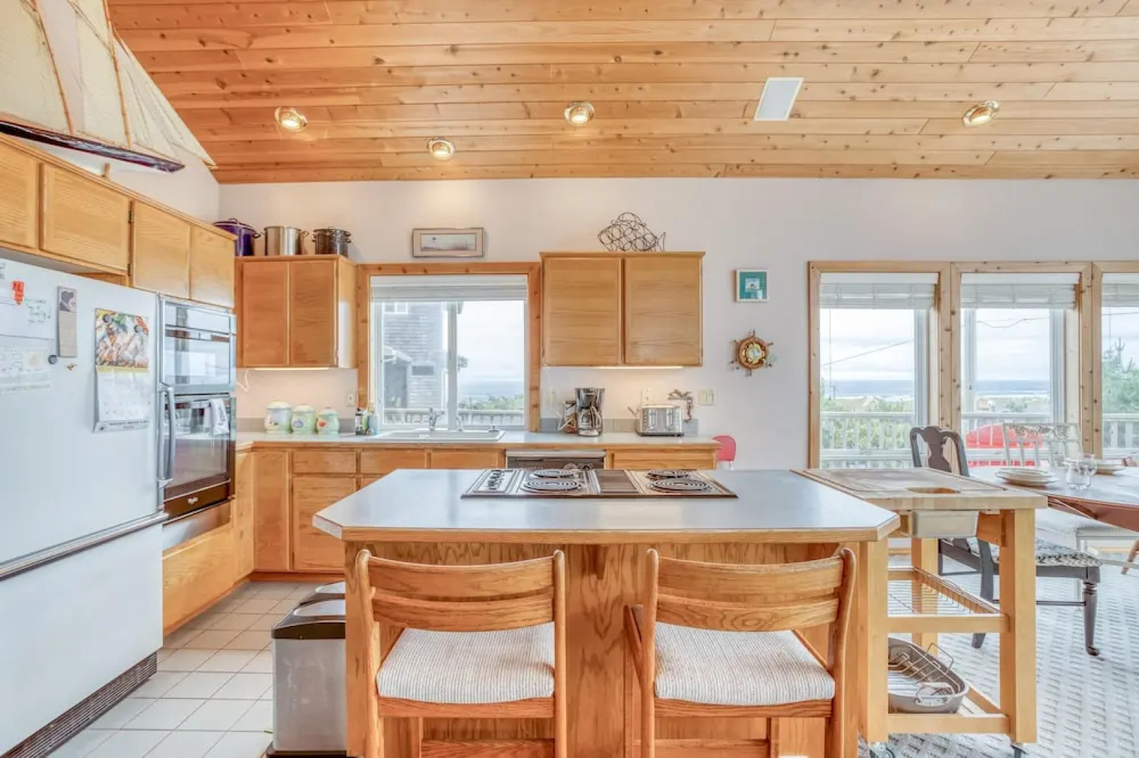 Amazing Ocean Views (MCA 448)