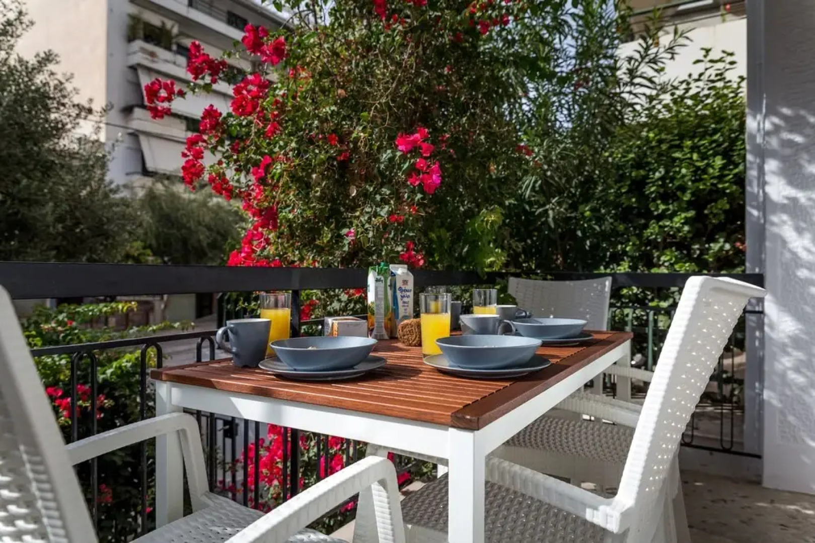 Central Newly Renovated Apartment in Athens 64m²