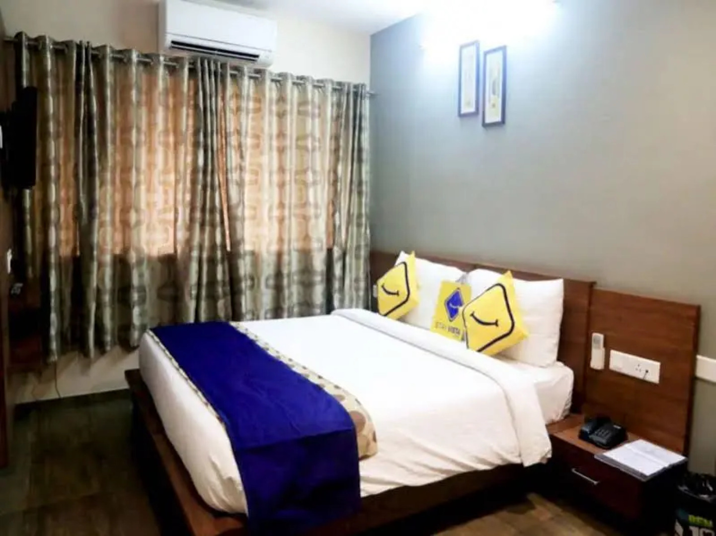 Stay Vista Rooms At Dhobi Talao