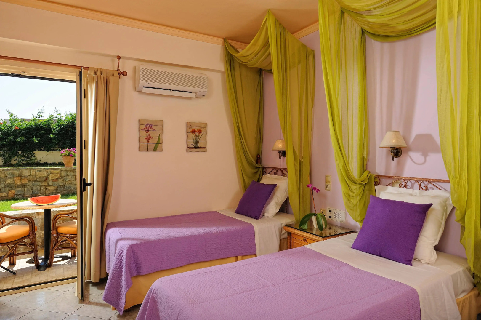 Socrates Hotel Apartments