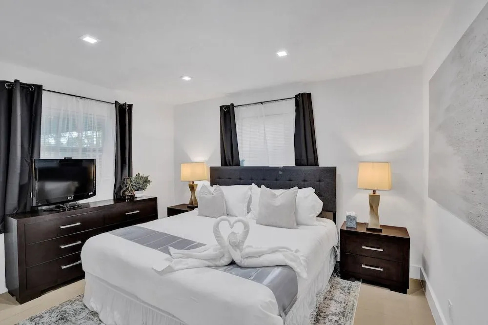 Waterfront Newly Renovated 4 BR Home