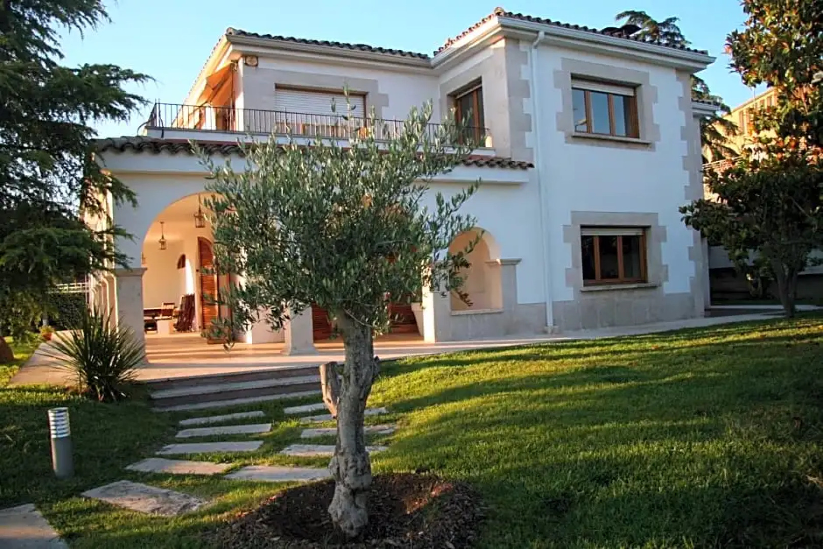 Montjuic Bed & Breakfast