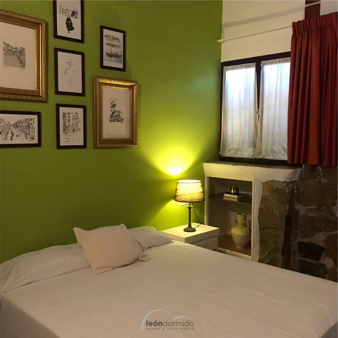 LEON DORMIDO Room & Apartments