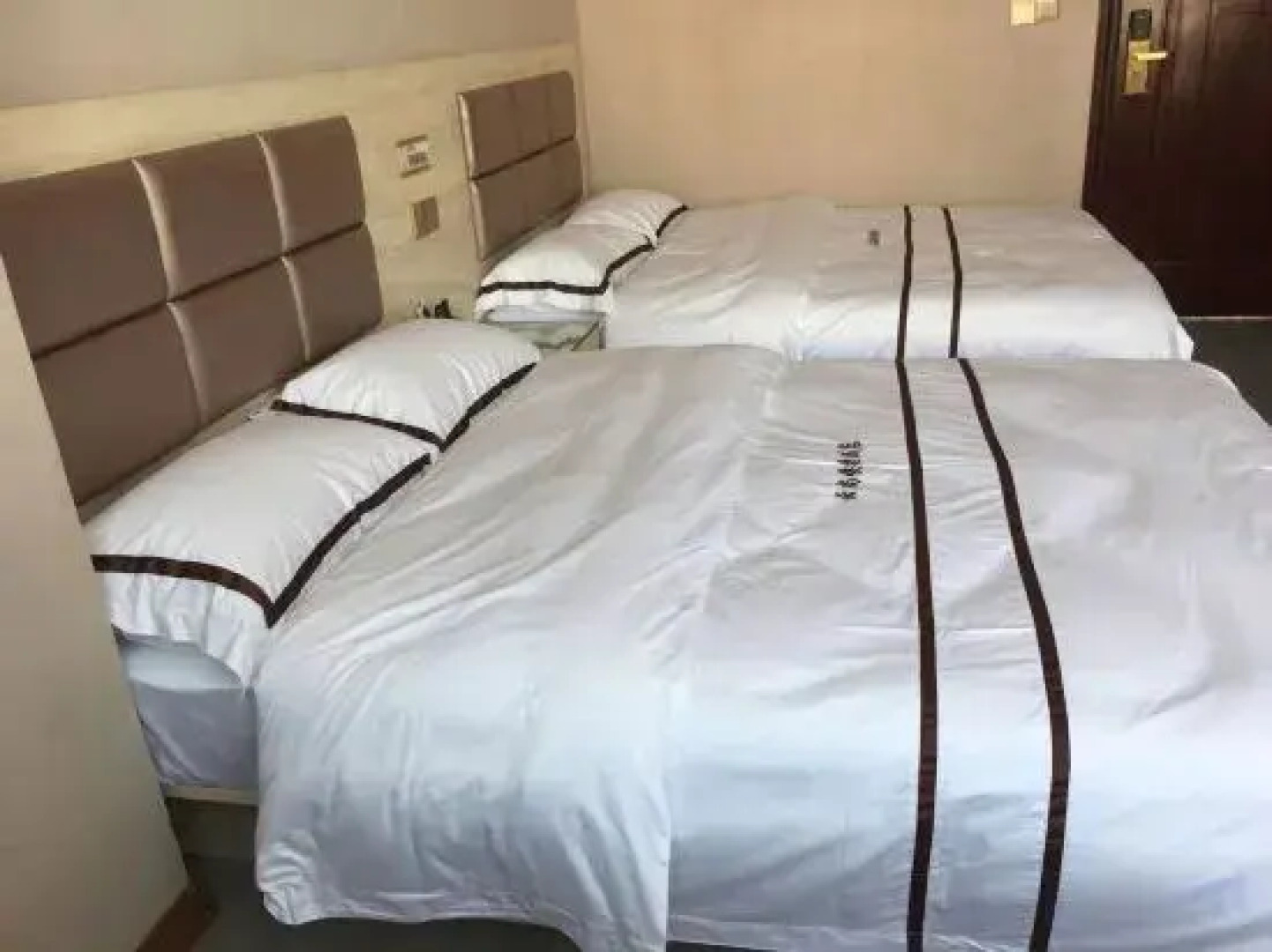 Funing Yunshang Express Hotel