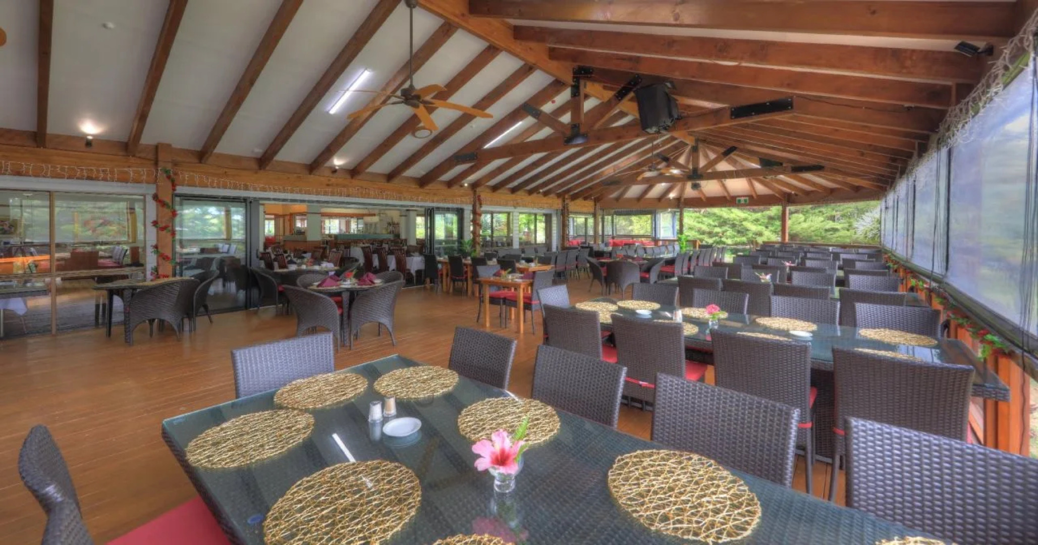 Paradise Hotel And Resort