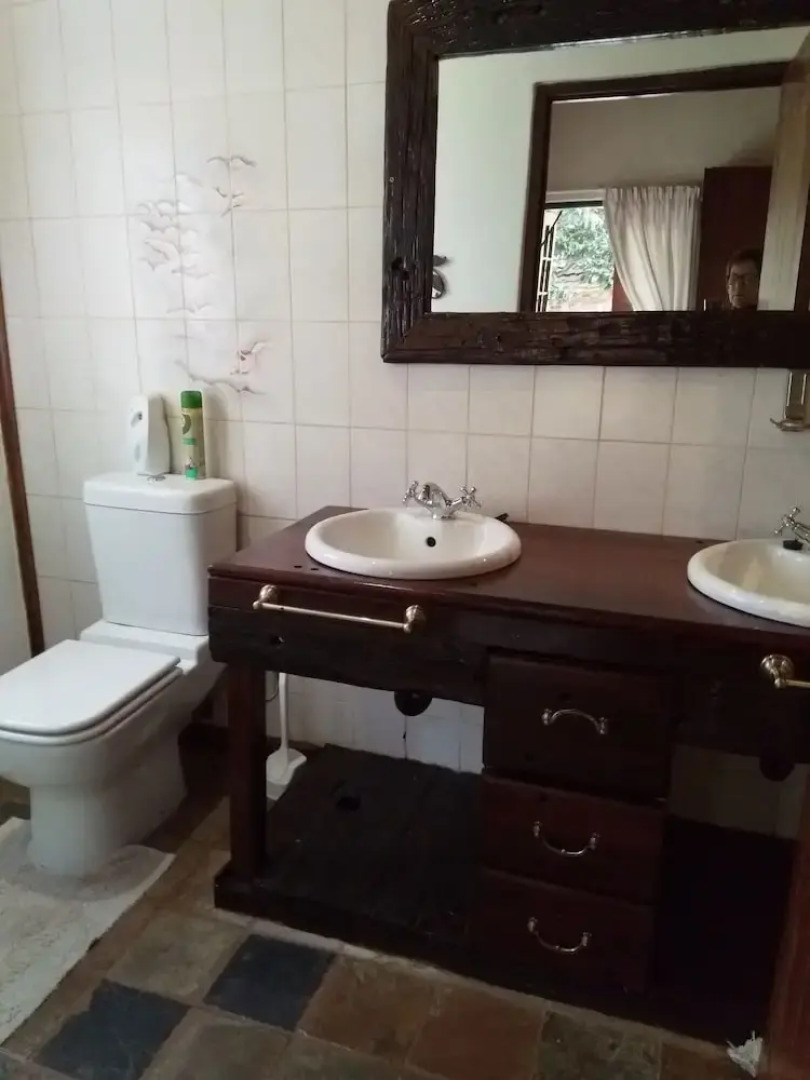 Khokha Moya Guesthouse