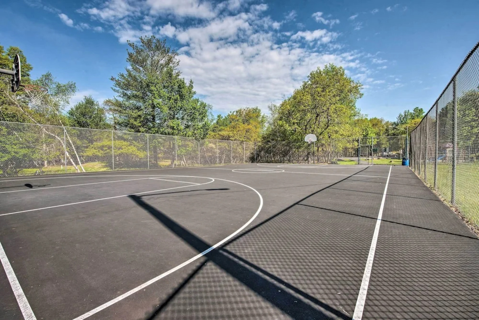 Hot Tub, Lake Access: Serene Albrightsville Home!