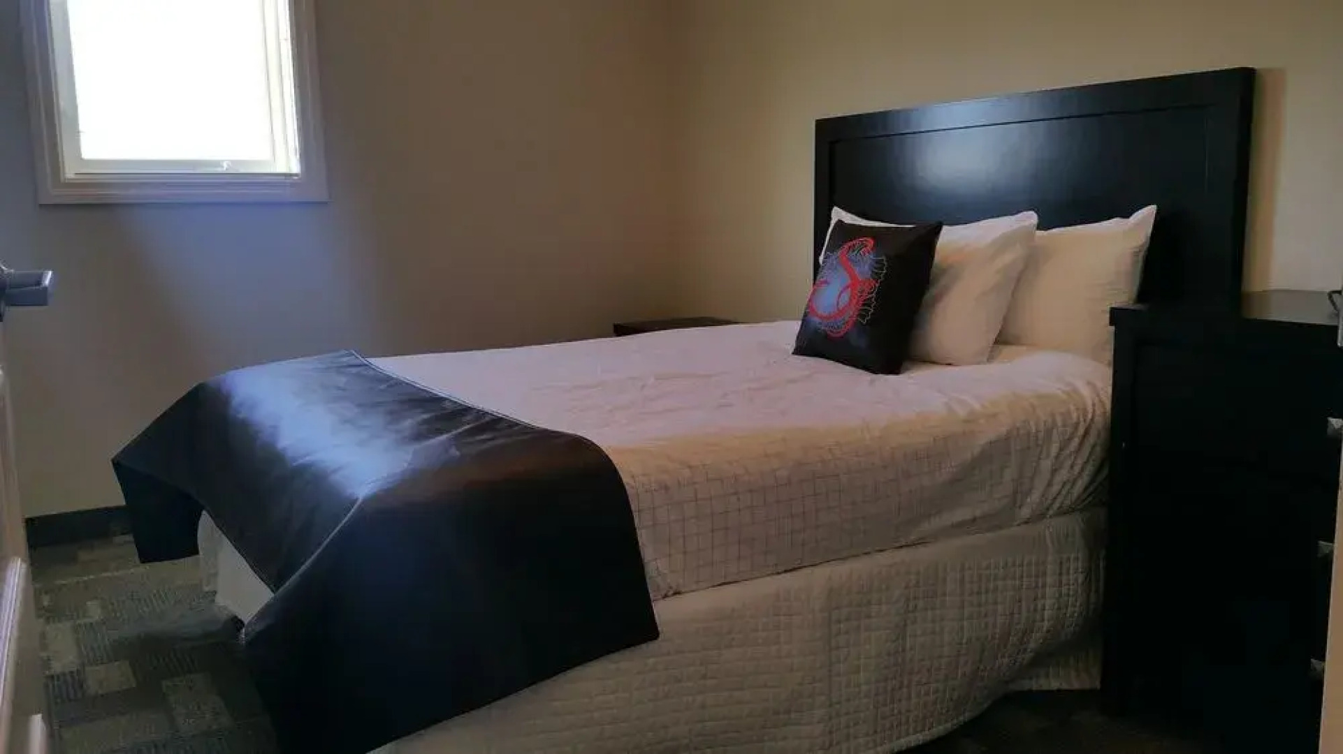 Sportsman's Inn Resort & Marina