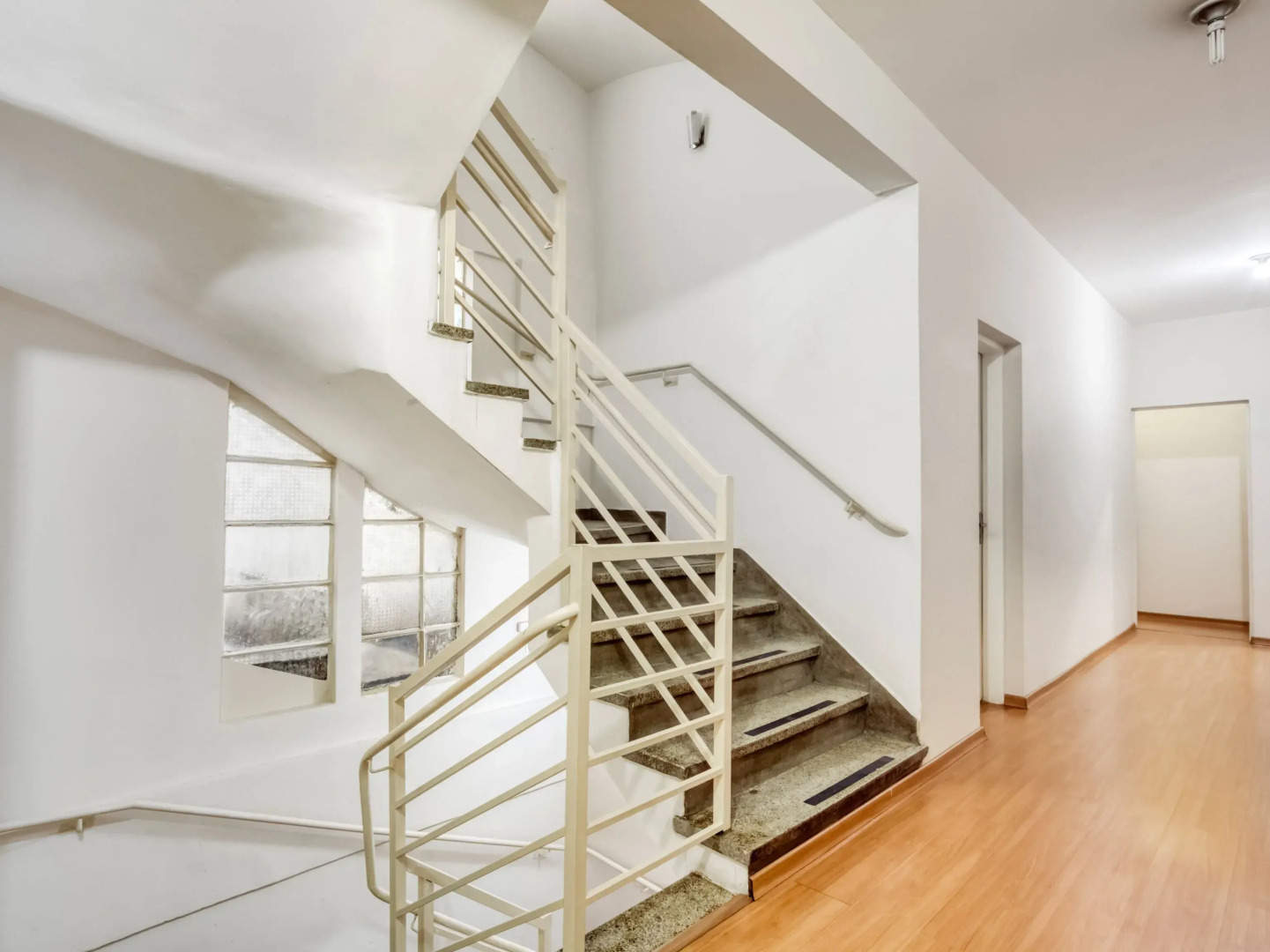 OYO Hotel Gmatos - 8 minutos do Mercado Central