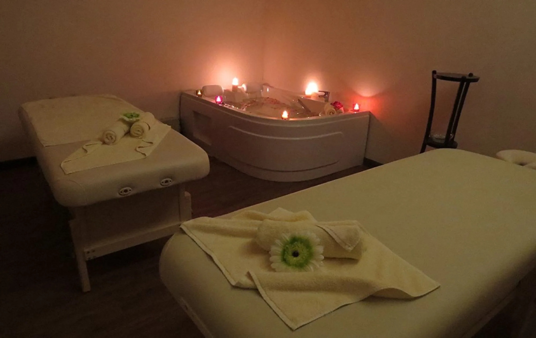 Africana Hotel & Spa