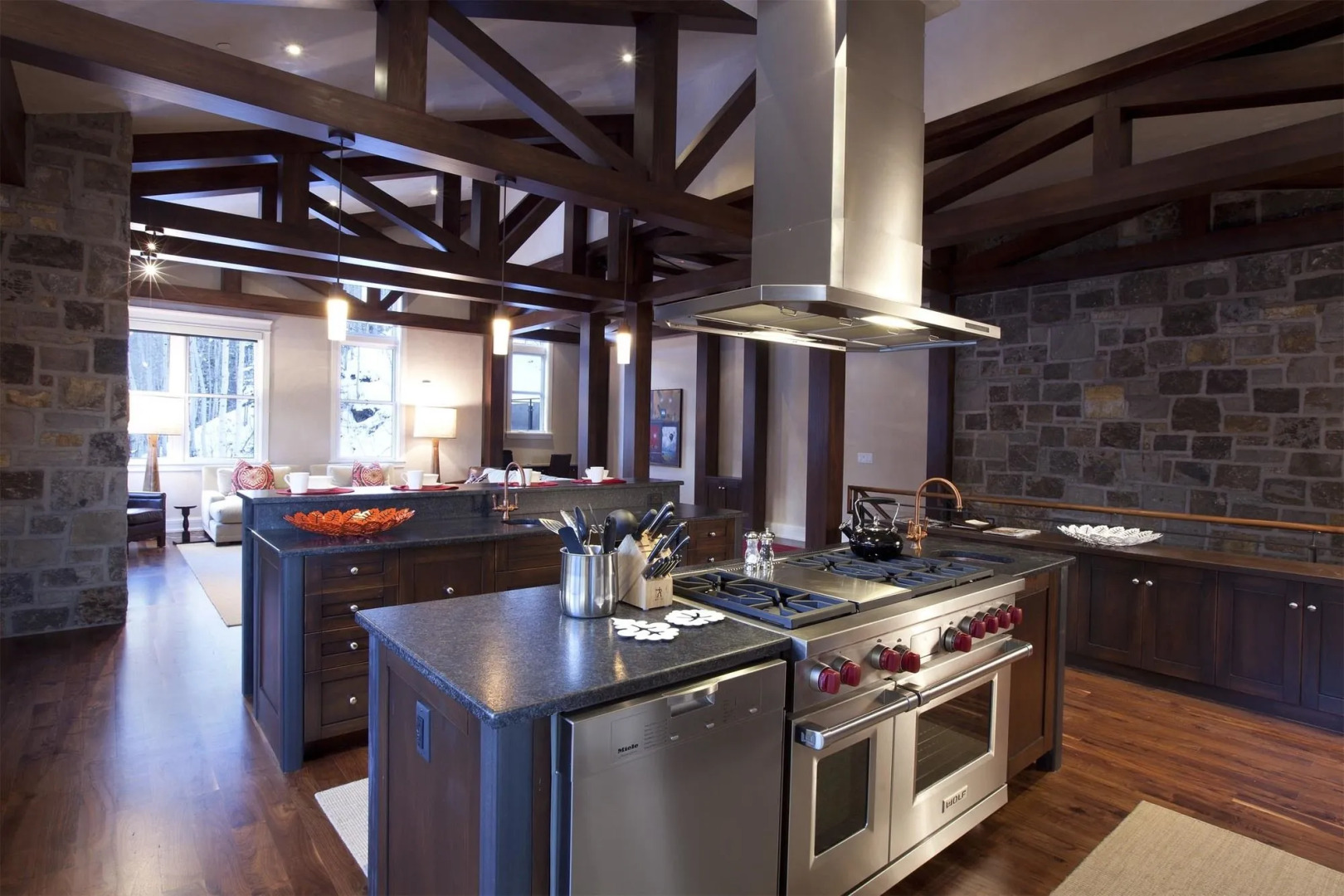 Element 52, Auberge Collection