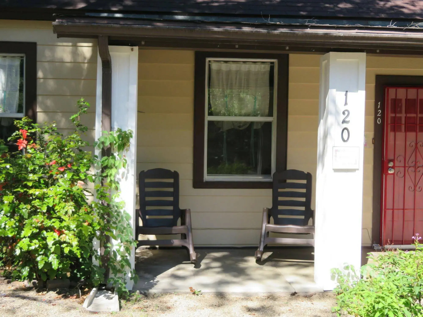 House in the Pines Hostel