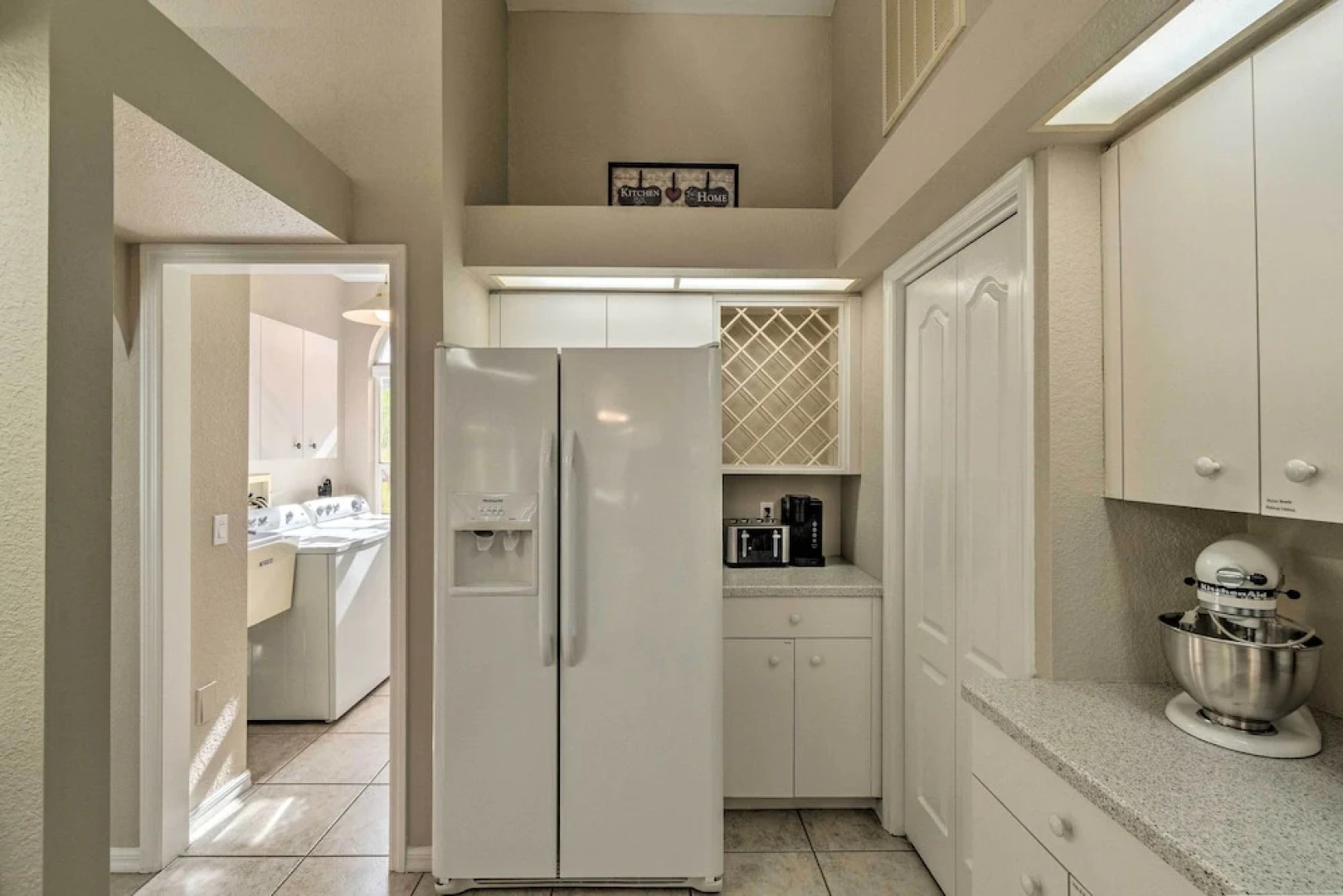 Punta Gorda Hub w/ Pool, 2 Miles to Peace River!