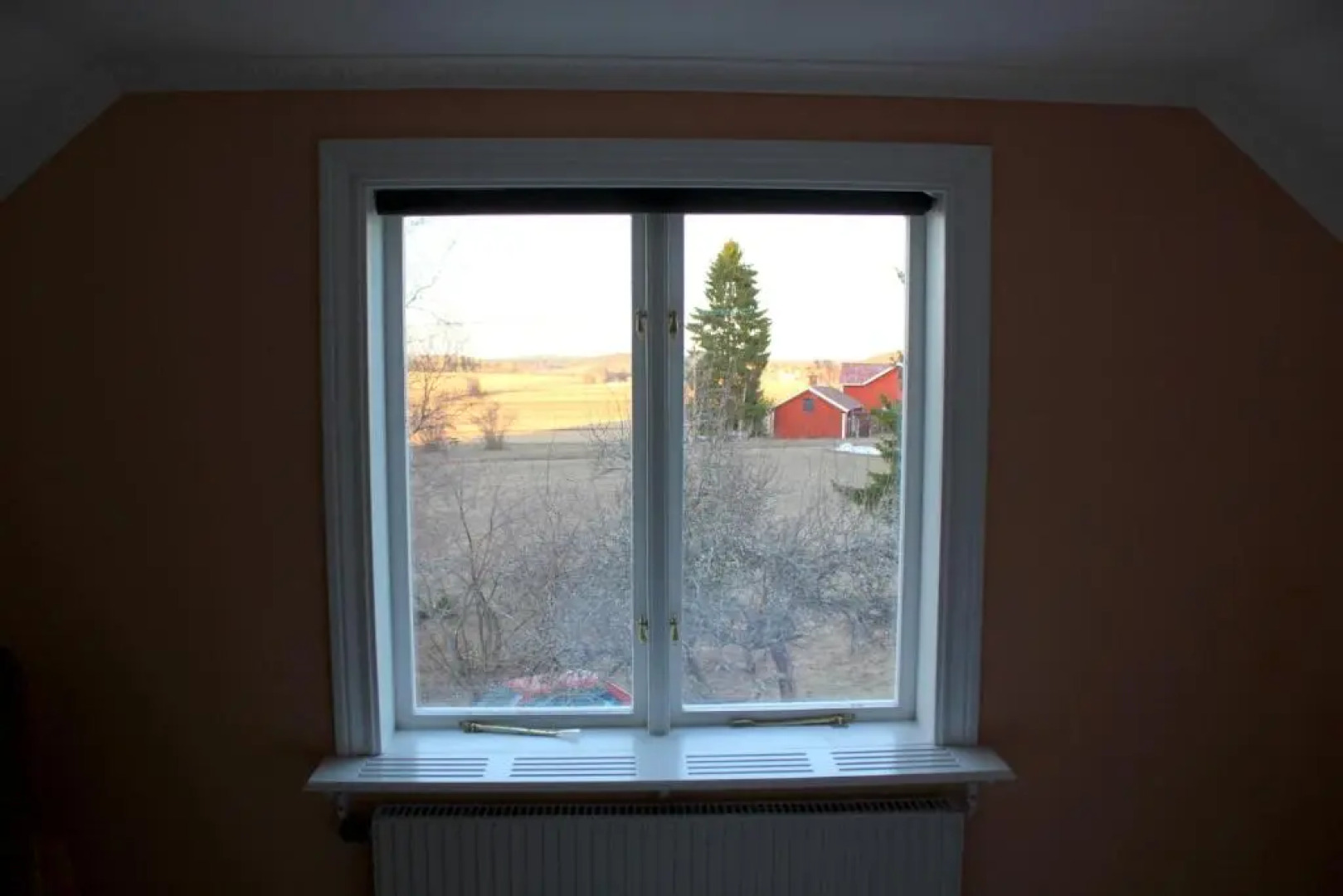 Ett hus med 3 sovrum med supersnabba internet fiberanslutningen 1000mb-100mb i Hög, 7 minuter från Hudiksvall