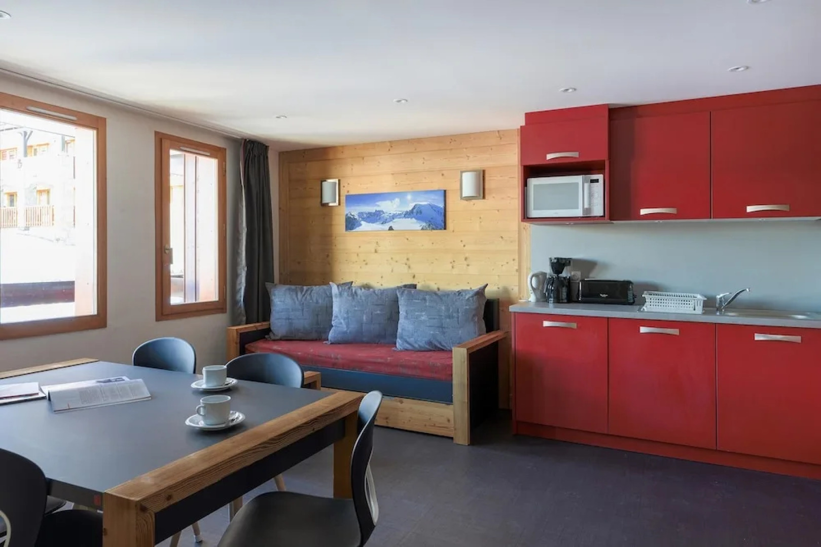 Residence LES Coches 3 Rooms Renovated in a Family Resort at the Bottom of the Slopes Bac524
