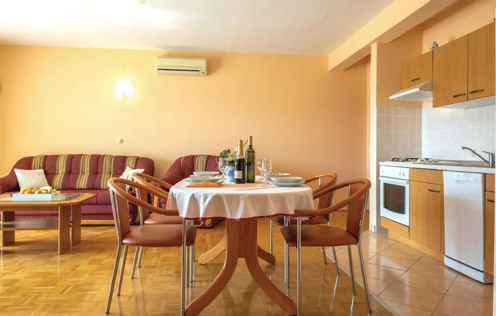 Awesome Home in Makarska With Wifi and 1 Bedrooms