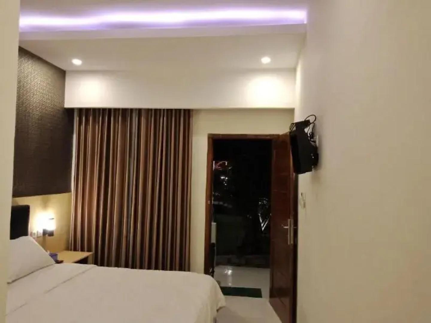 The Royal Joglo by ZUZU