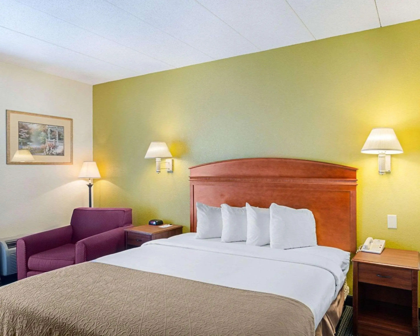 Quality Inn & Suites Worcester MA