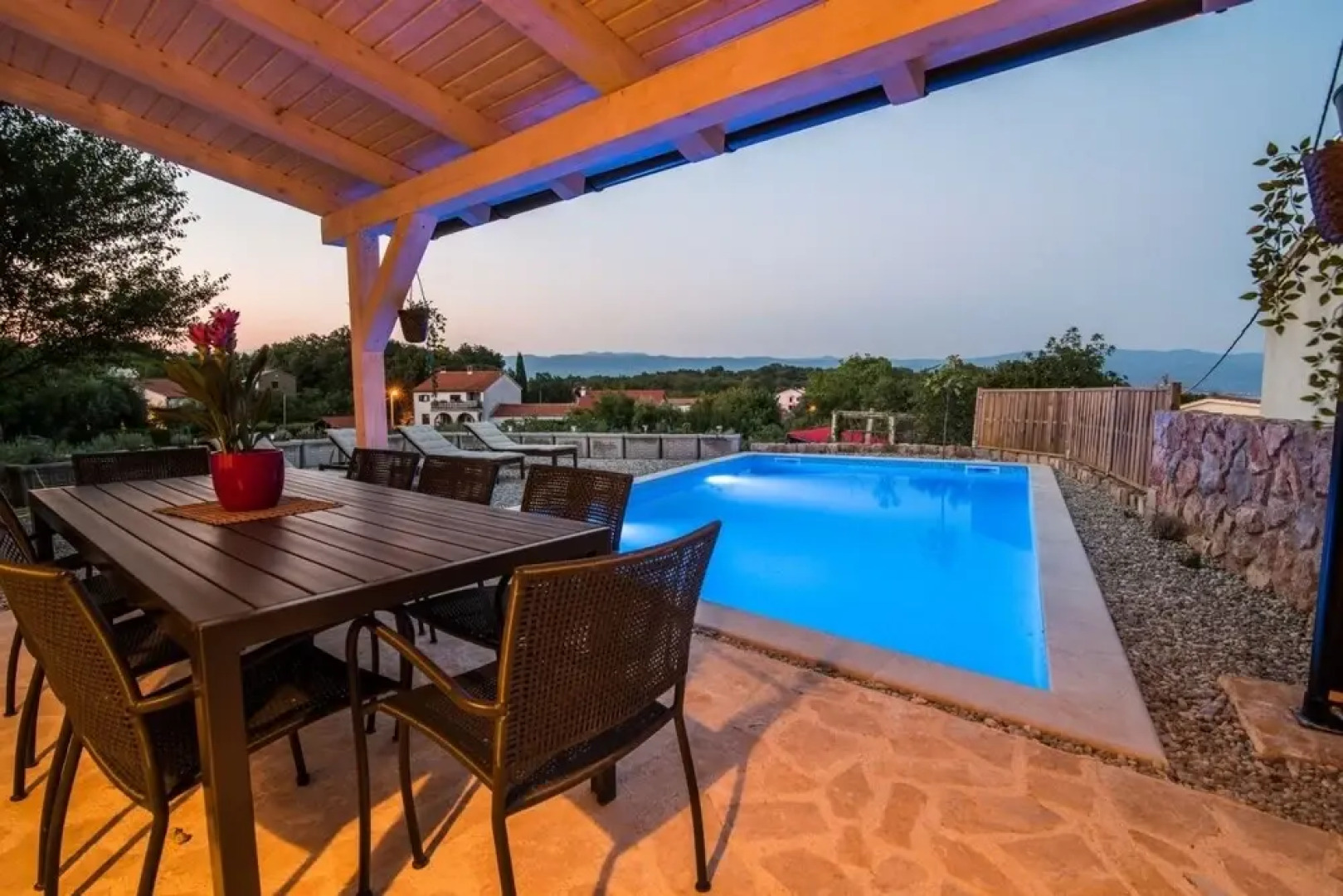 Peace - Rustic With Pool - H