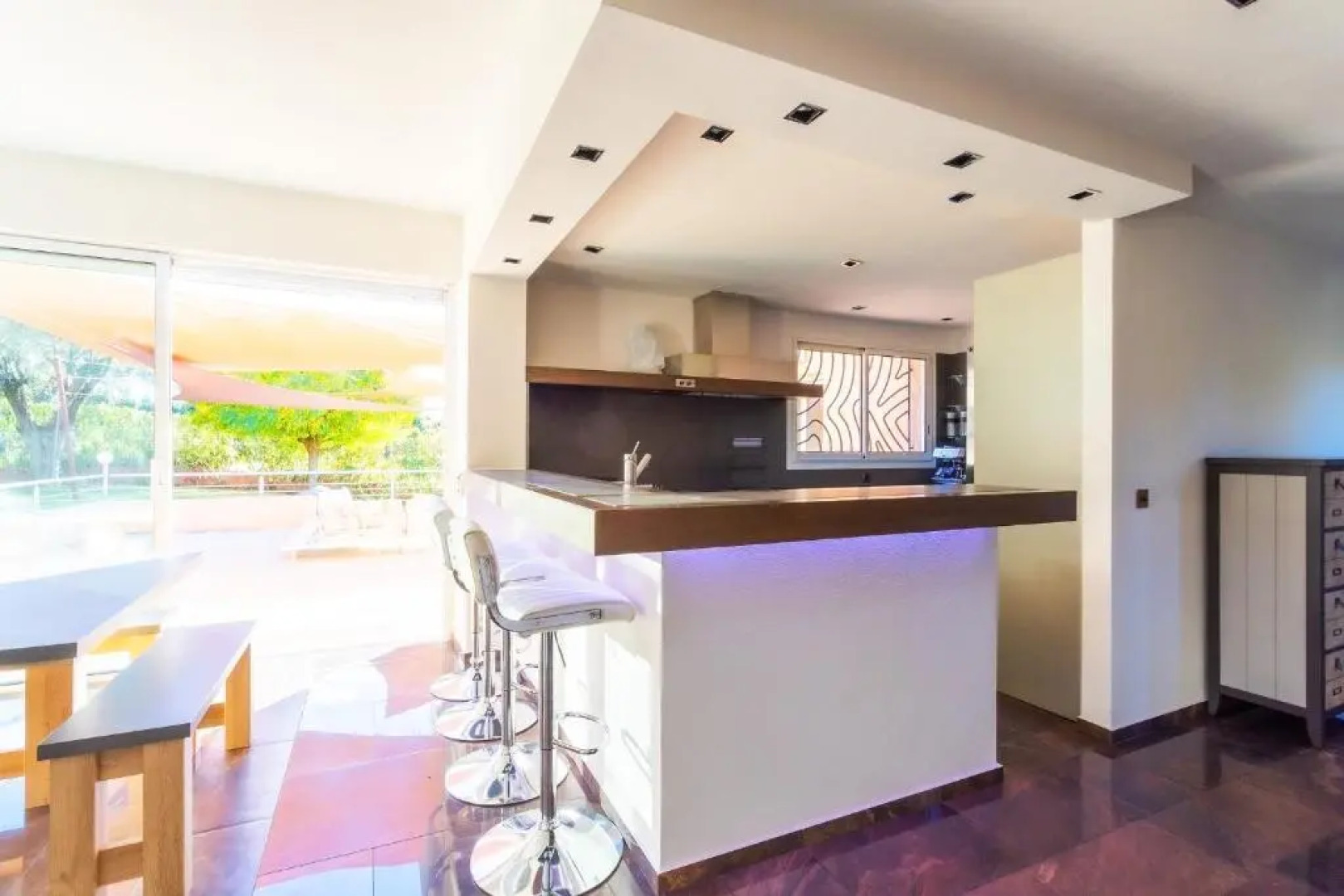 Serene Luxurious Hillside Villa Near Cannes