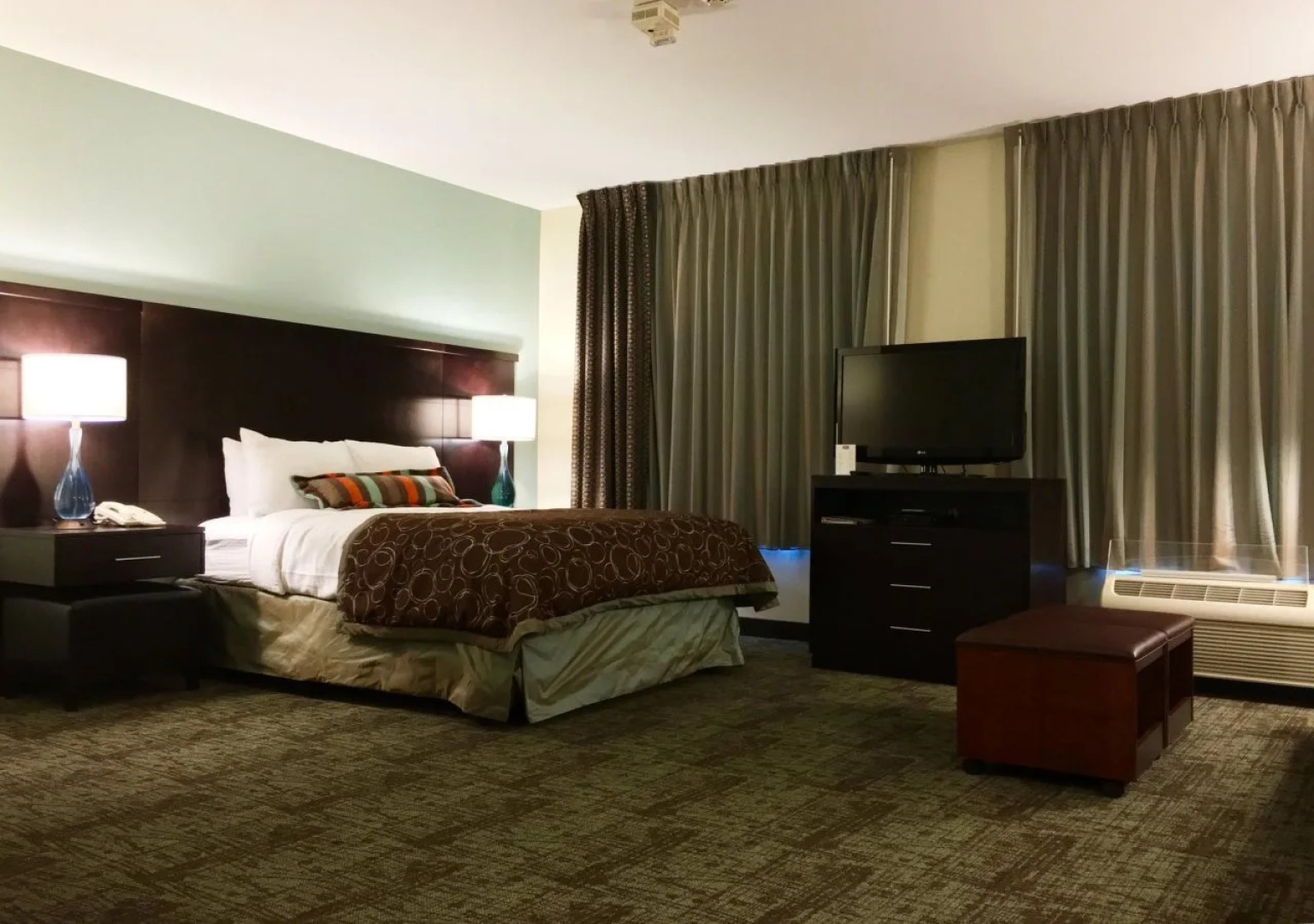 Staybridge Suites Lake Forest by IHG