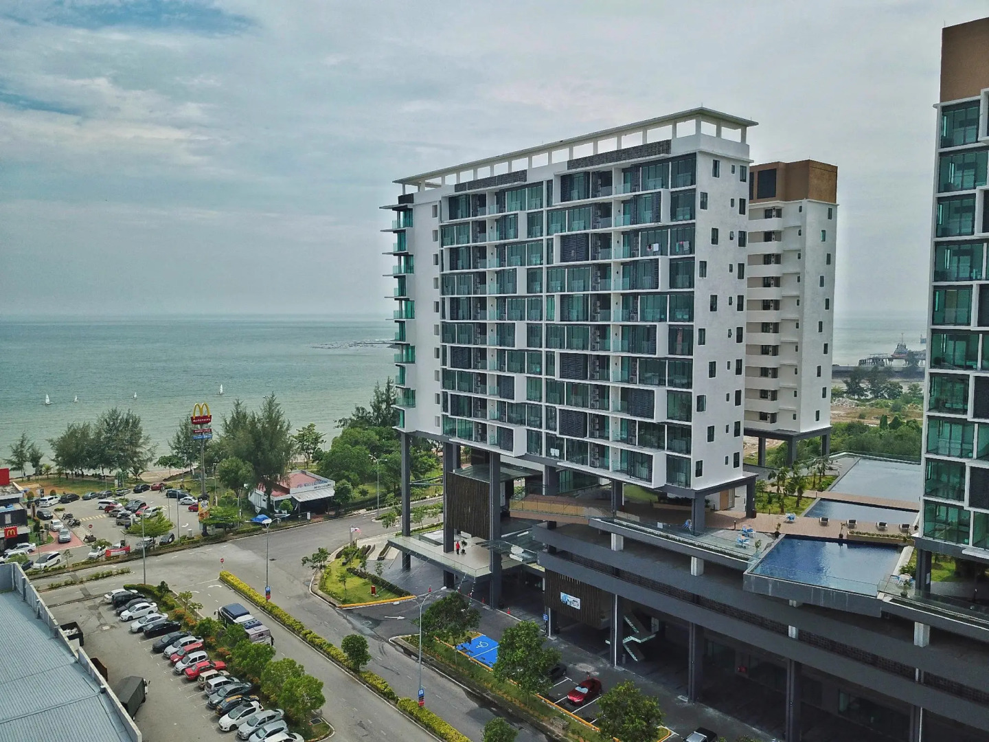 D'Wharf Hotel & Serviced Residence