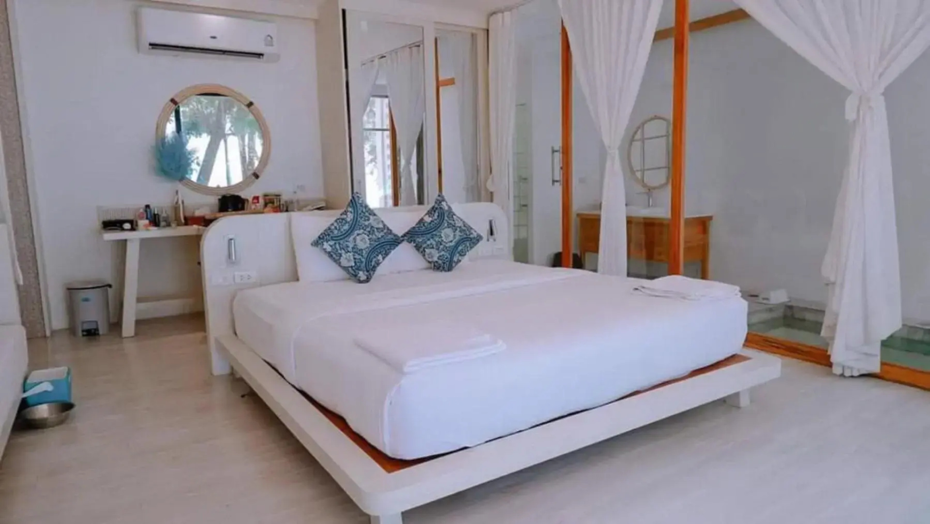 Siam Beach Resort