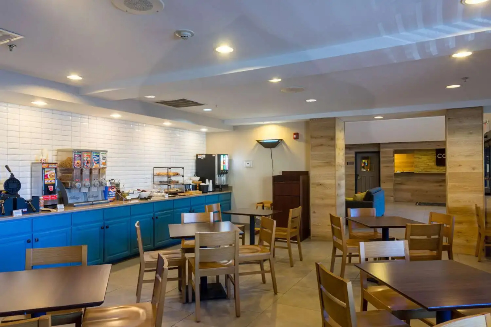 Country Inn & Suites by Radisson, Doswell (Kings Dominion), VA