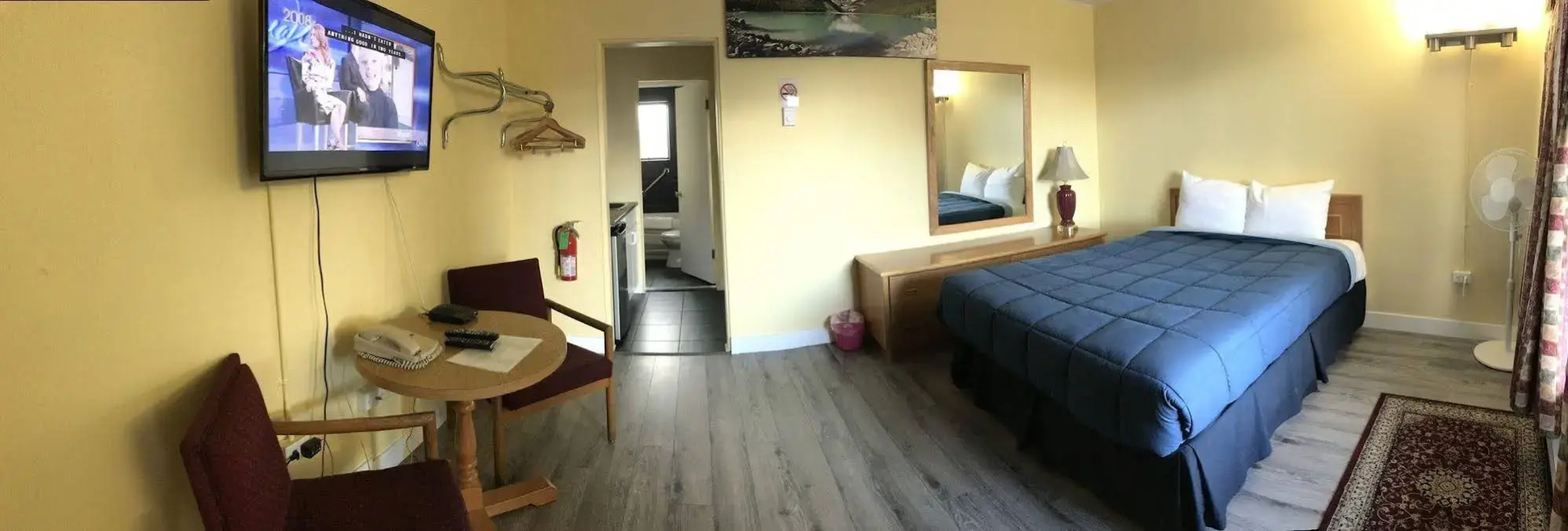 The Port-O-Call Inn & Suites