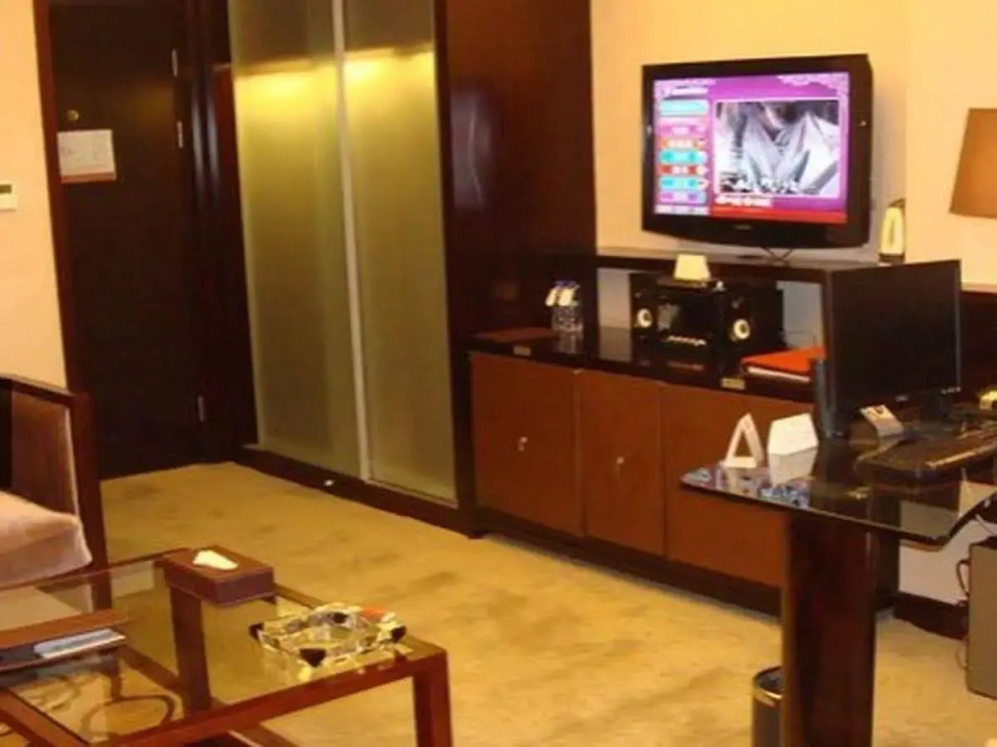 Jin Jiang Royal Palace Hotel