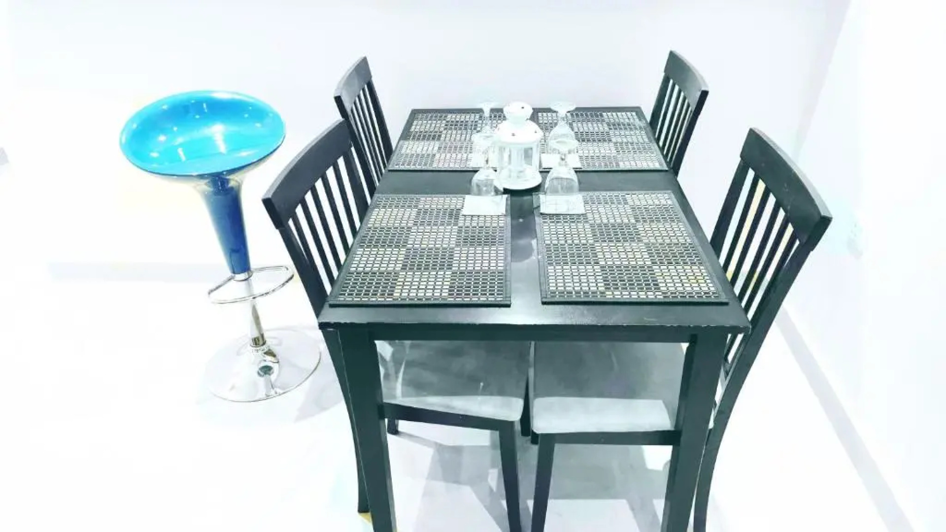 Leaders Plaza Apartments