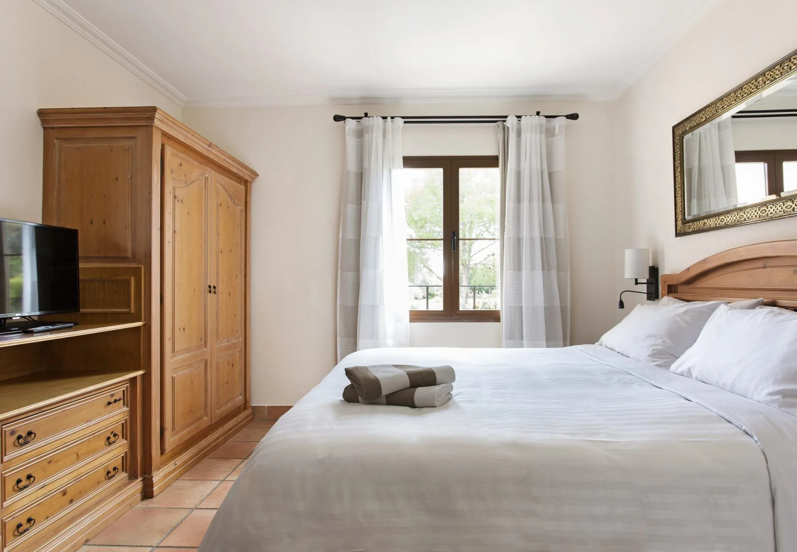 Отель Marriott's Club Son Antem