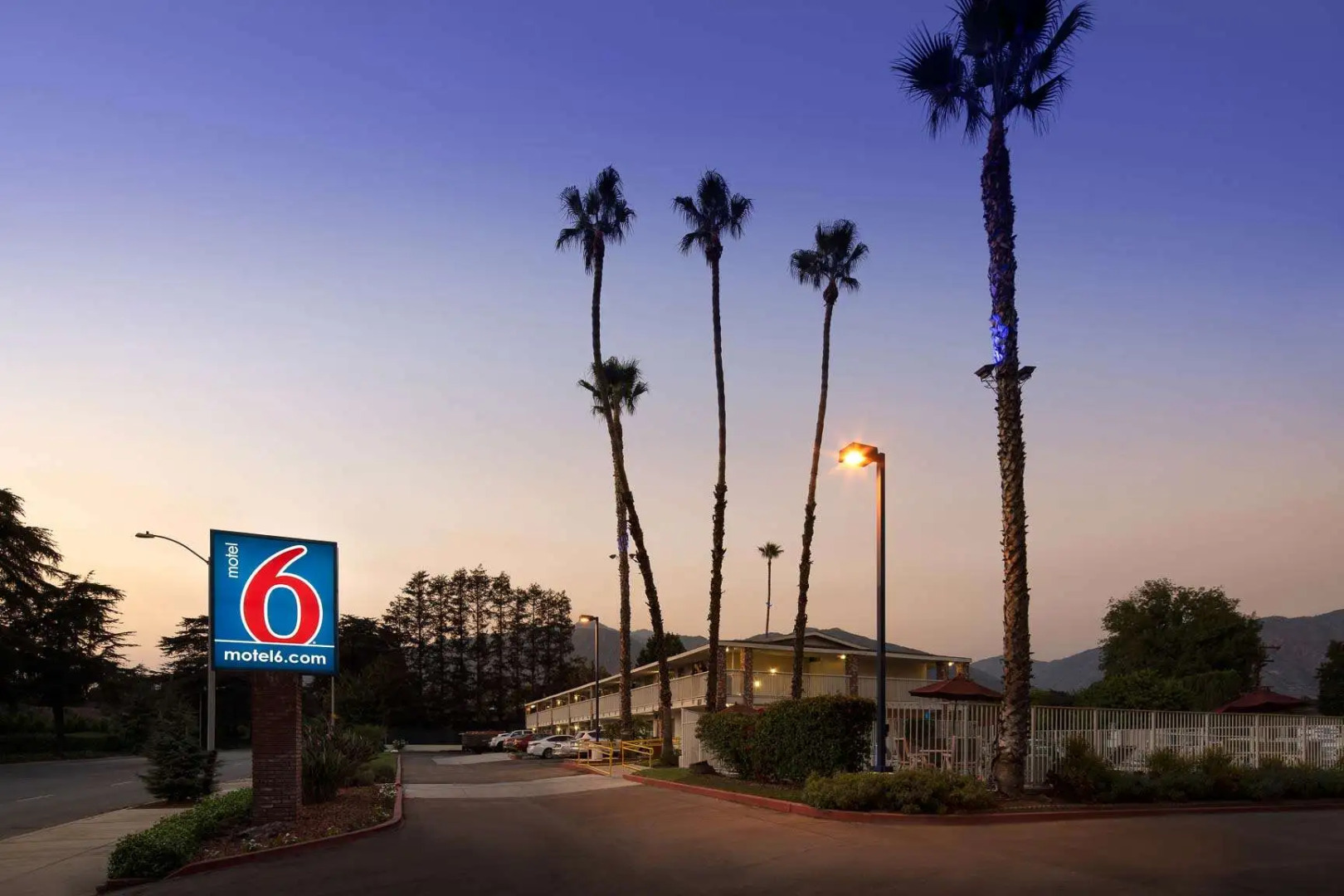 Motel 6 Arcadia, CA - Los Angeles - Pasadena Area